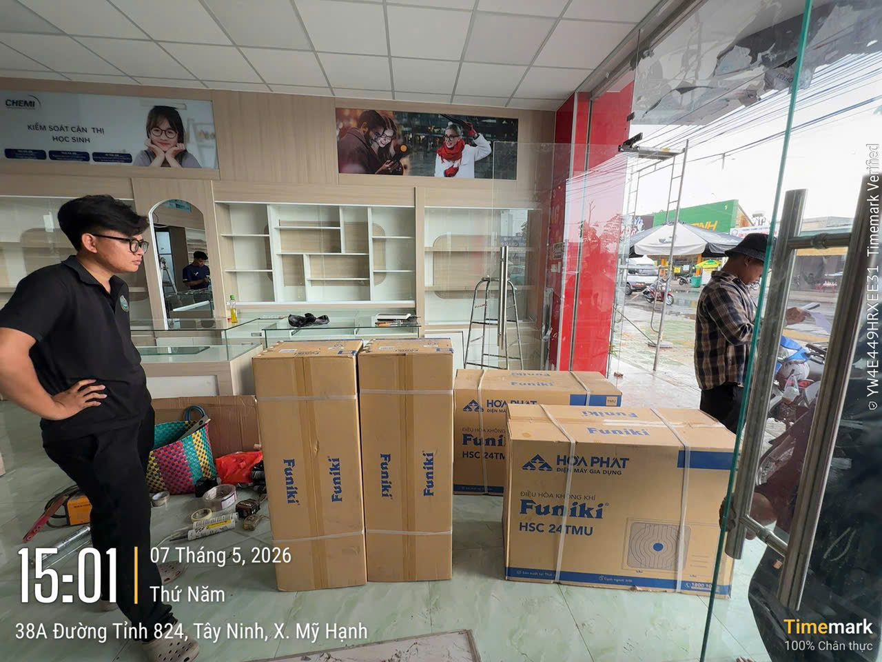 Đội ngũ kỹ thuật viên điện lạnh Quốc Nghĩa tận tâm